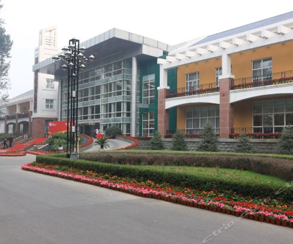 顺鑫绿色度假村